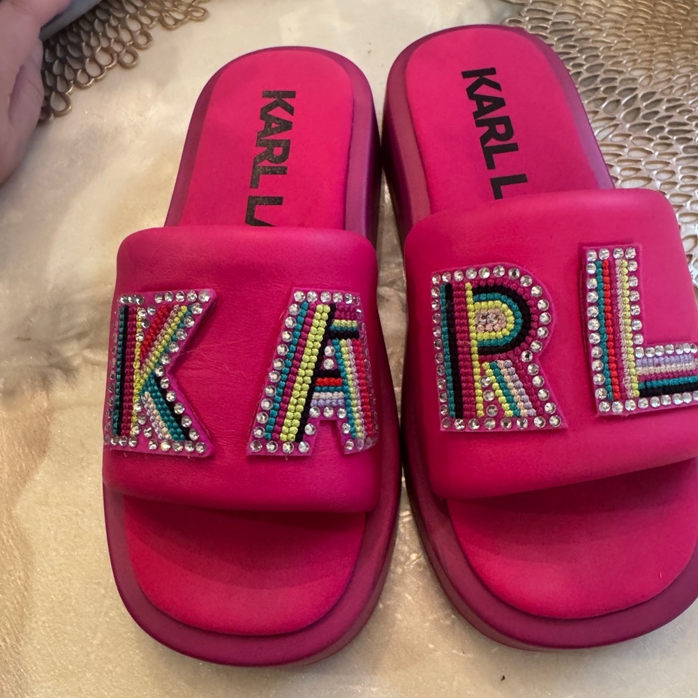 KARL LAGERFELD Hot Pink Bejeweled Slide Sandals 6